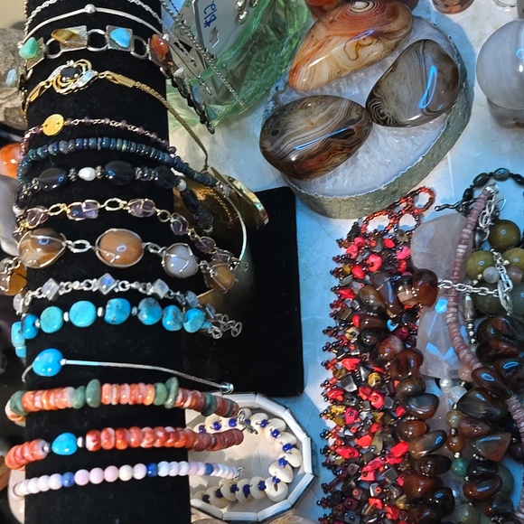 Unlisted Jewelry for Live - Picture 4 of 4